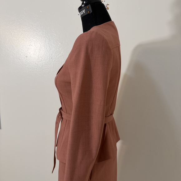 Cleopatre II x May 10 Vietnamese Designer Suit Set –Rust Red/Rust/Terracotta - Picture 6 of 15